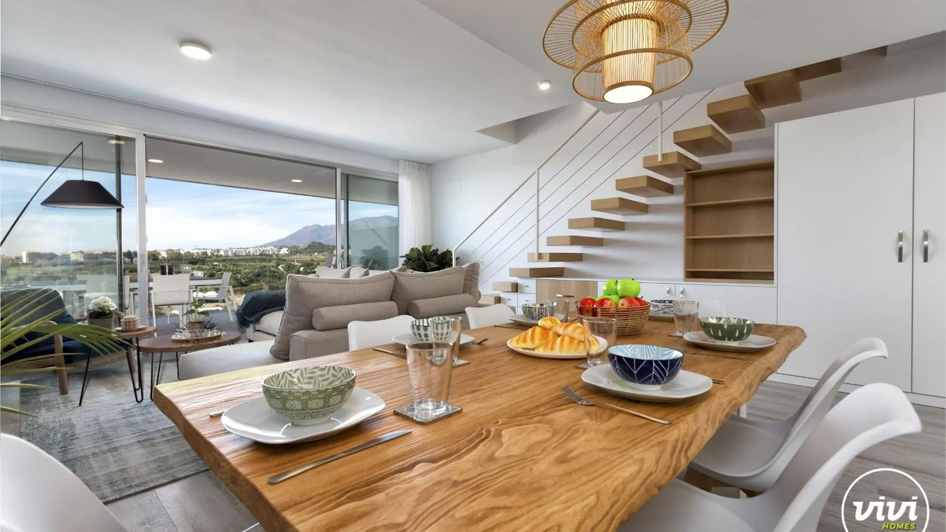 Vivi Homes - Sonrisa Pool, Terrace, Golf & Beach Estepona